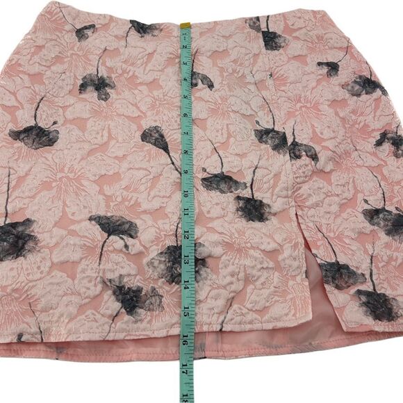 Lulus Most Darling Blush Pink Floral Jacquard Skirt NWT Large - Picture 8 of 10
